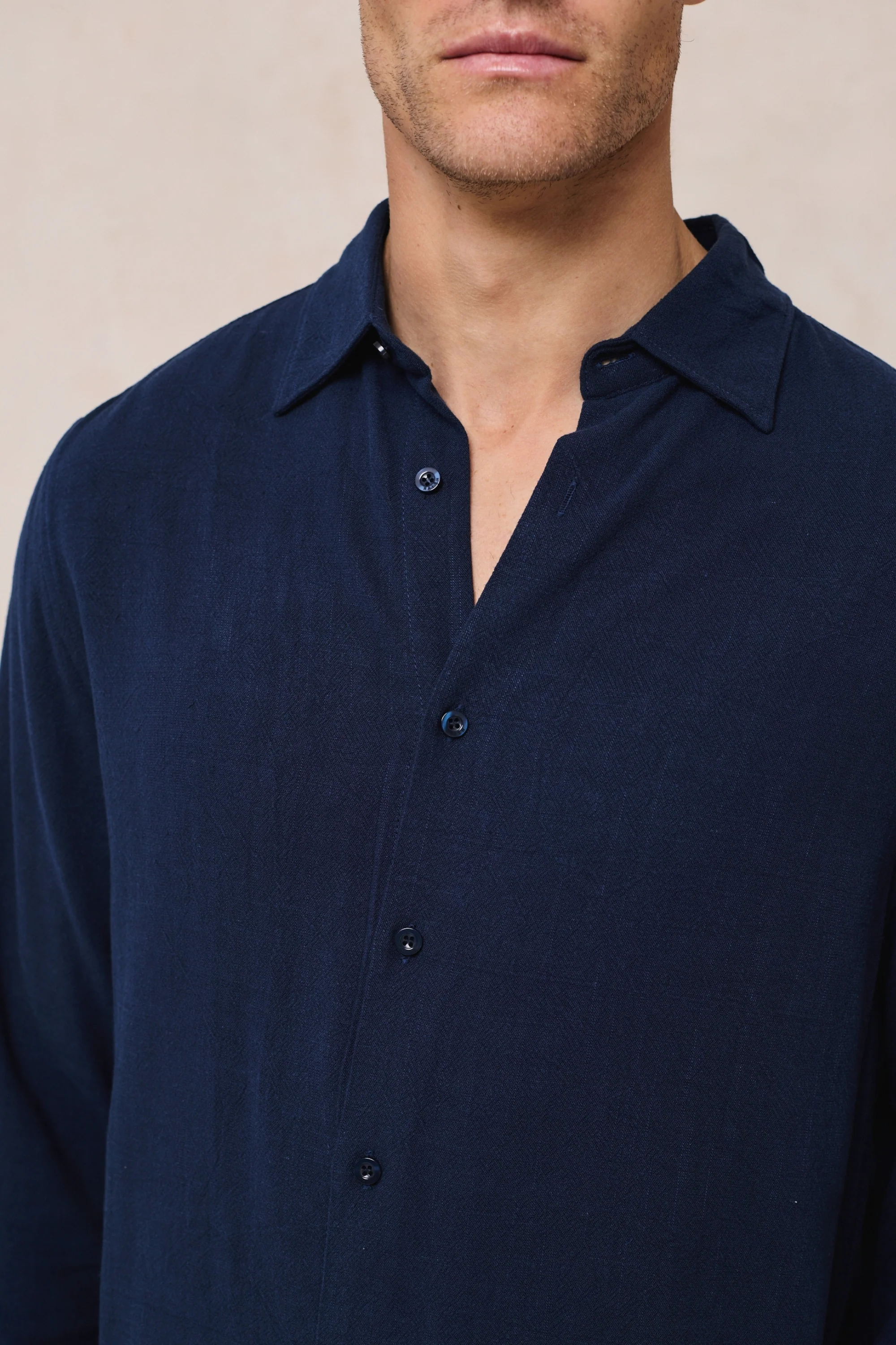Cami Linen Classic Collar Shirt - Navy - Image 6
