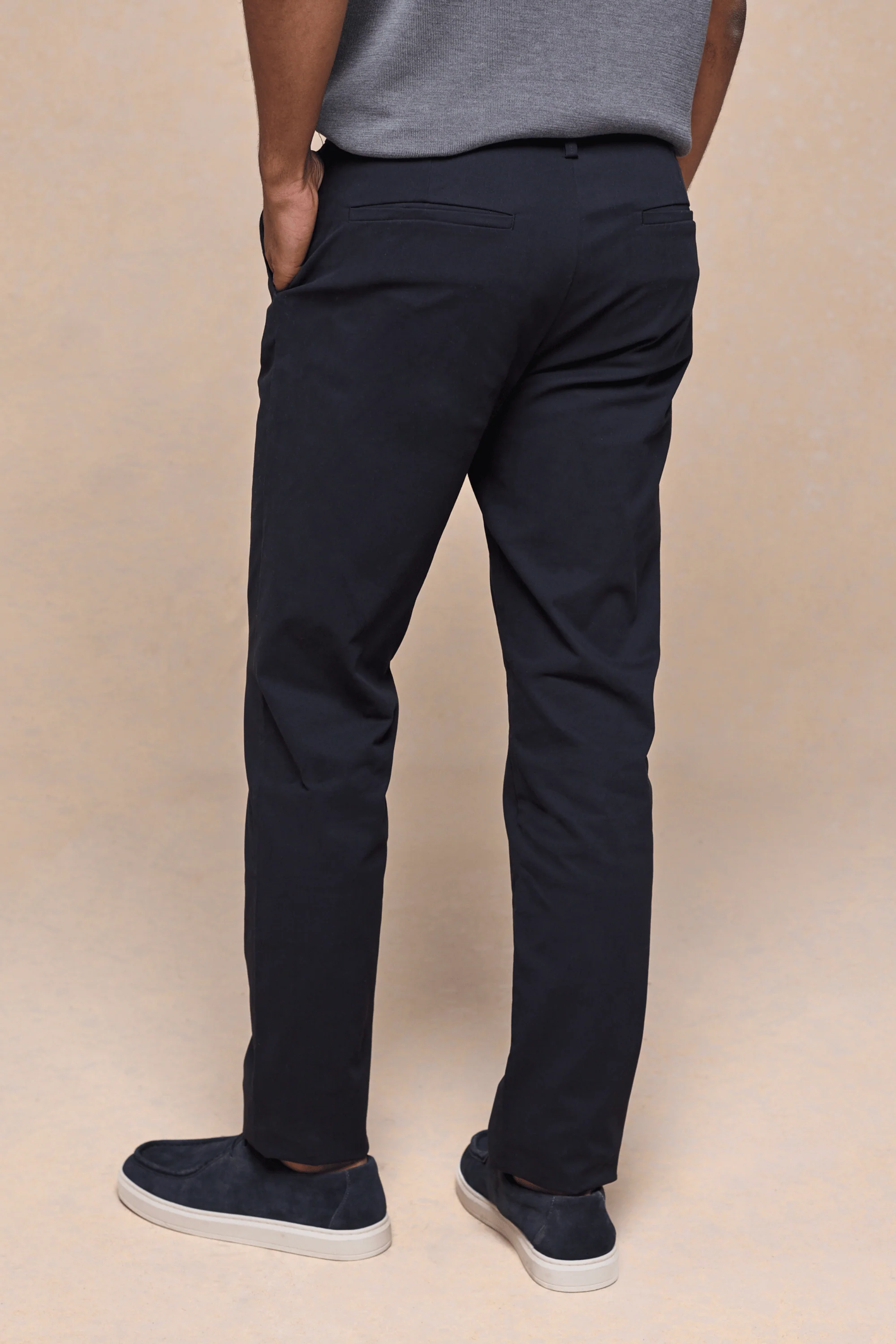 Elliot Easy Chino - Dark Navy - Image 3