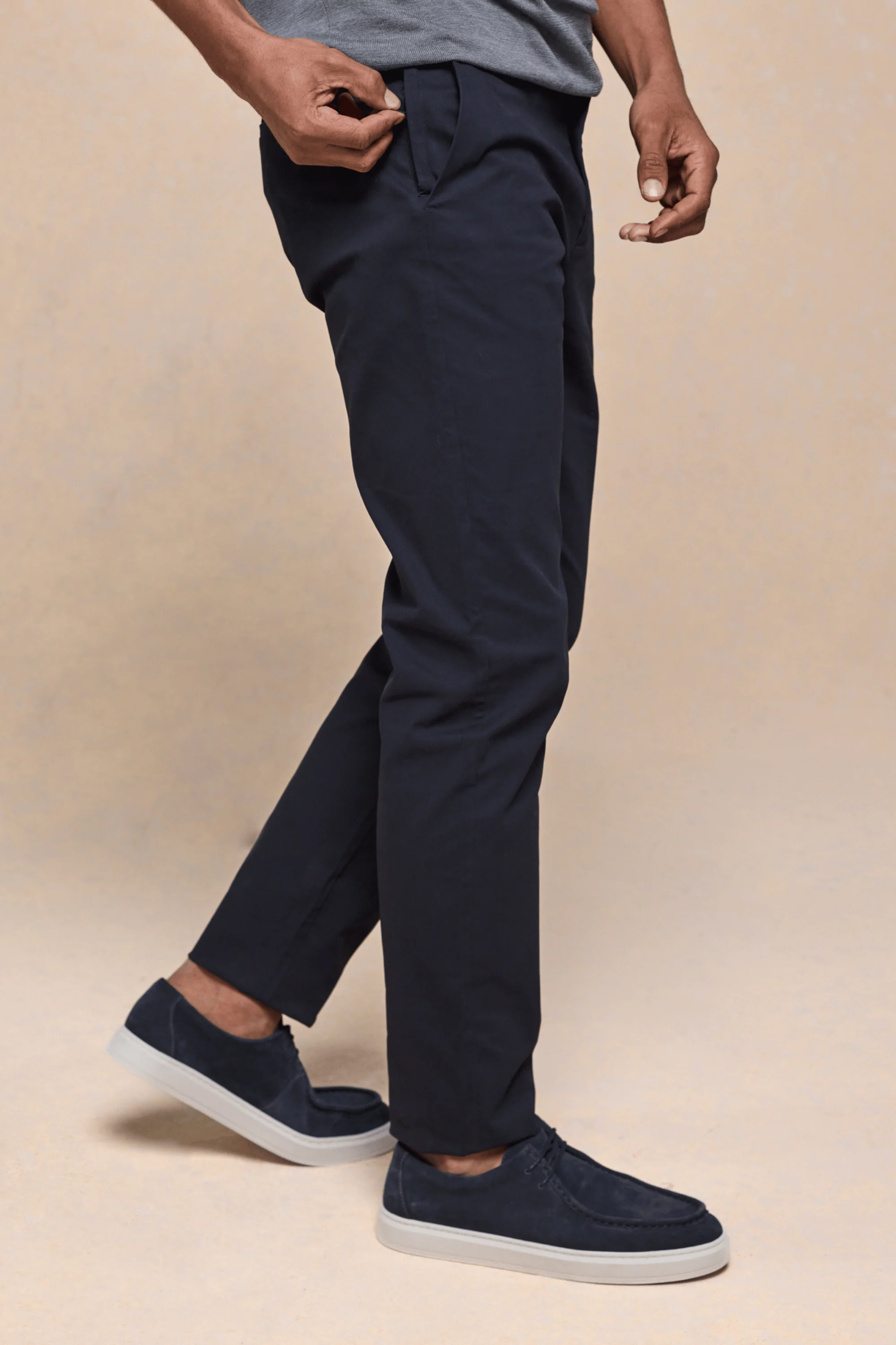 Elliot Easy Chino - Dark Navy - Image 4