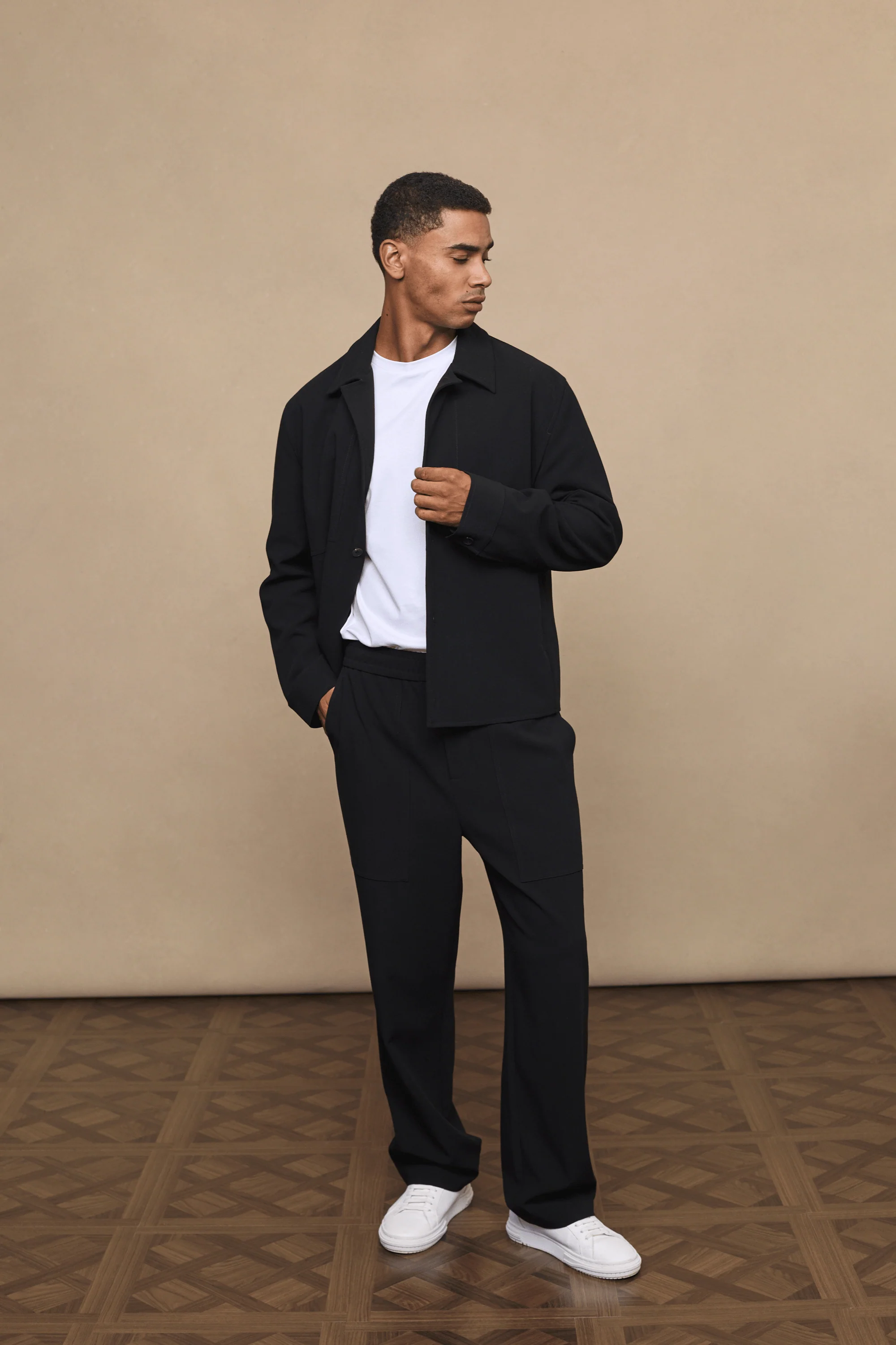 Julien Relaxed Panelled Trouser - Black - Image 11
