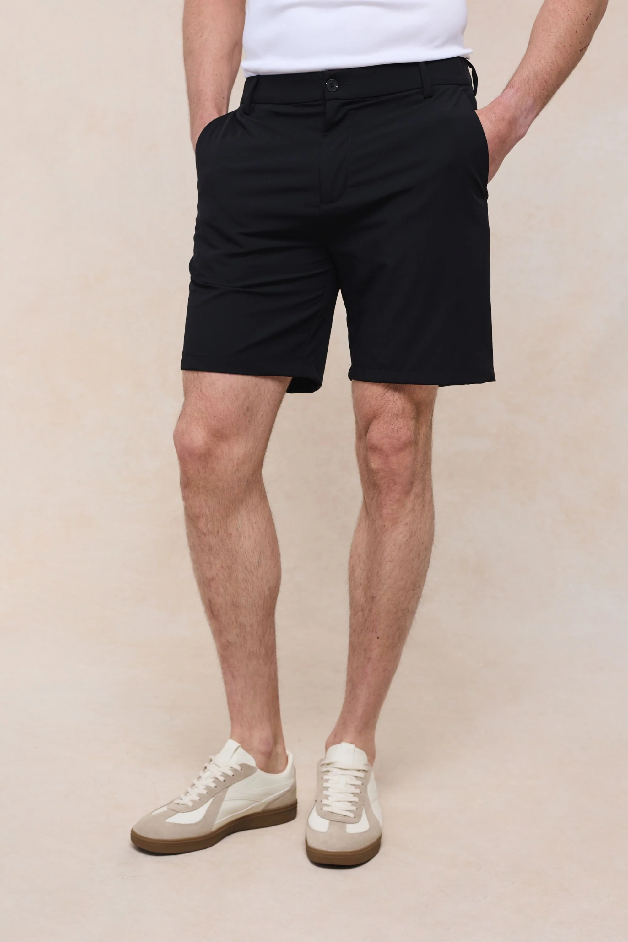 Luiz Hybrid Short - Black - Image 3