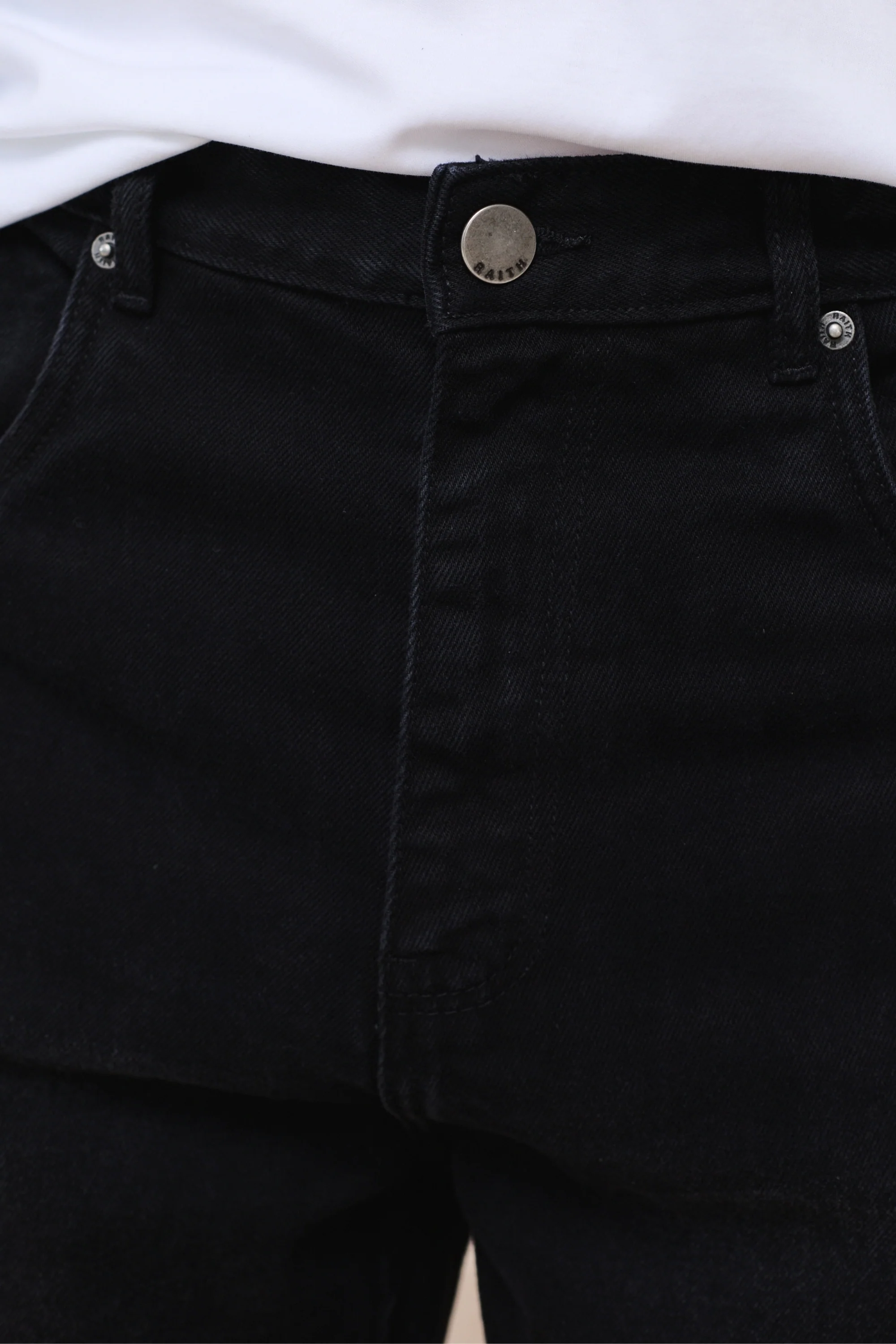 Mason Relaxed Fit Jeans - Black Wash - Image 3