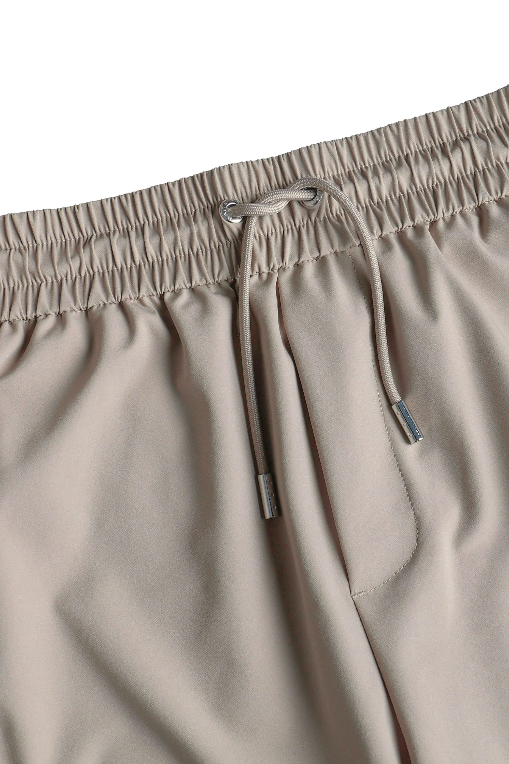 Milo Cargo Tech Shorts - Beige - Image 8