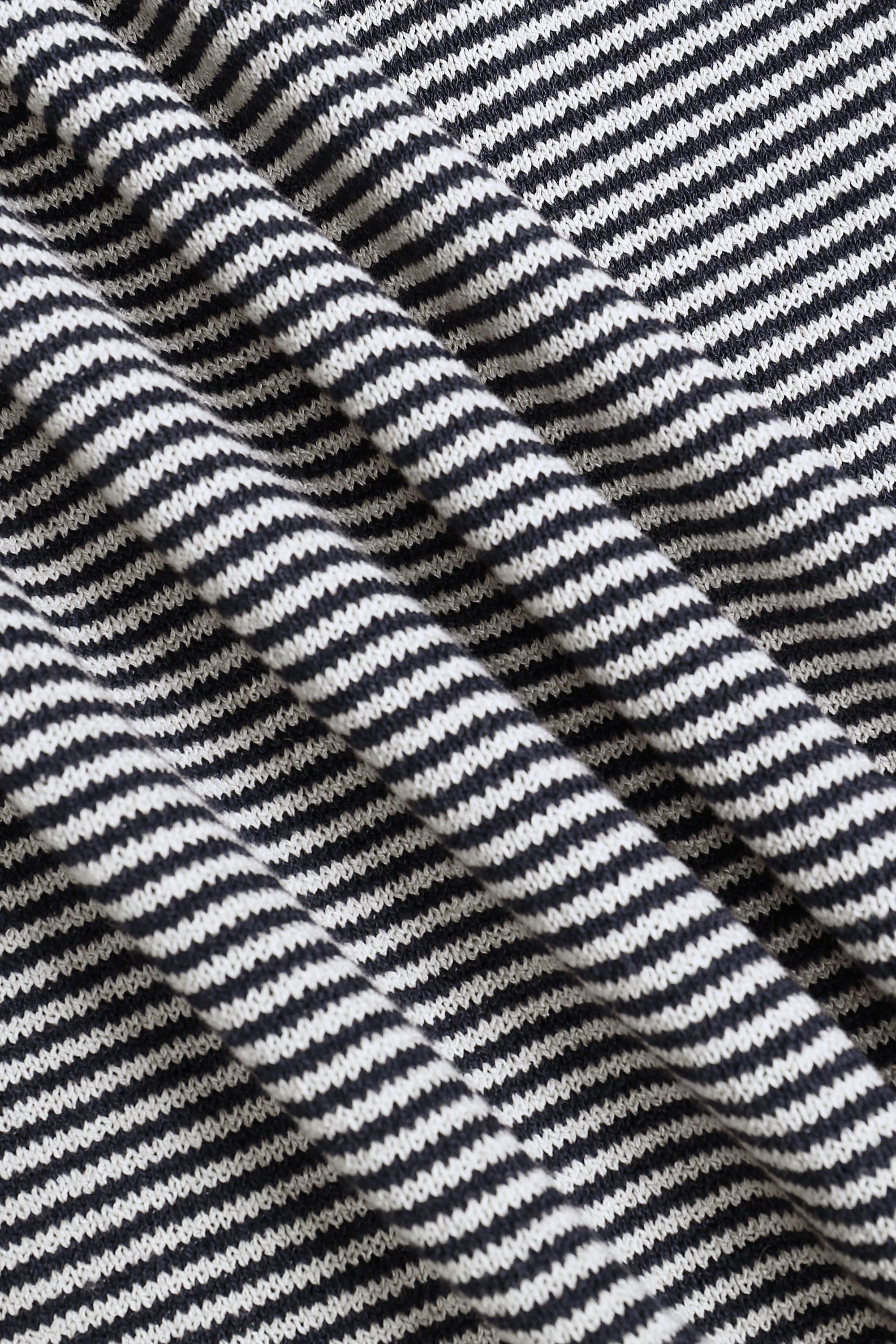 Rafael Linen Striped Crew Neck T-Shirt - Navy/Beige - Image 8