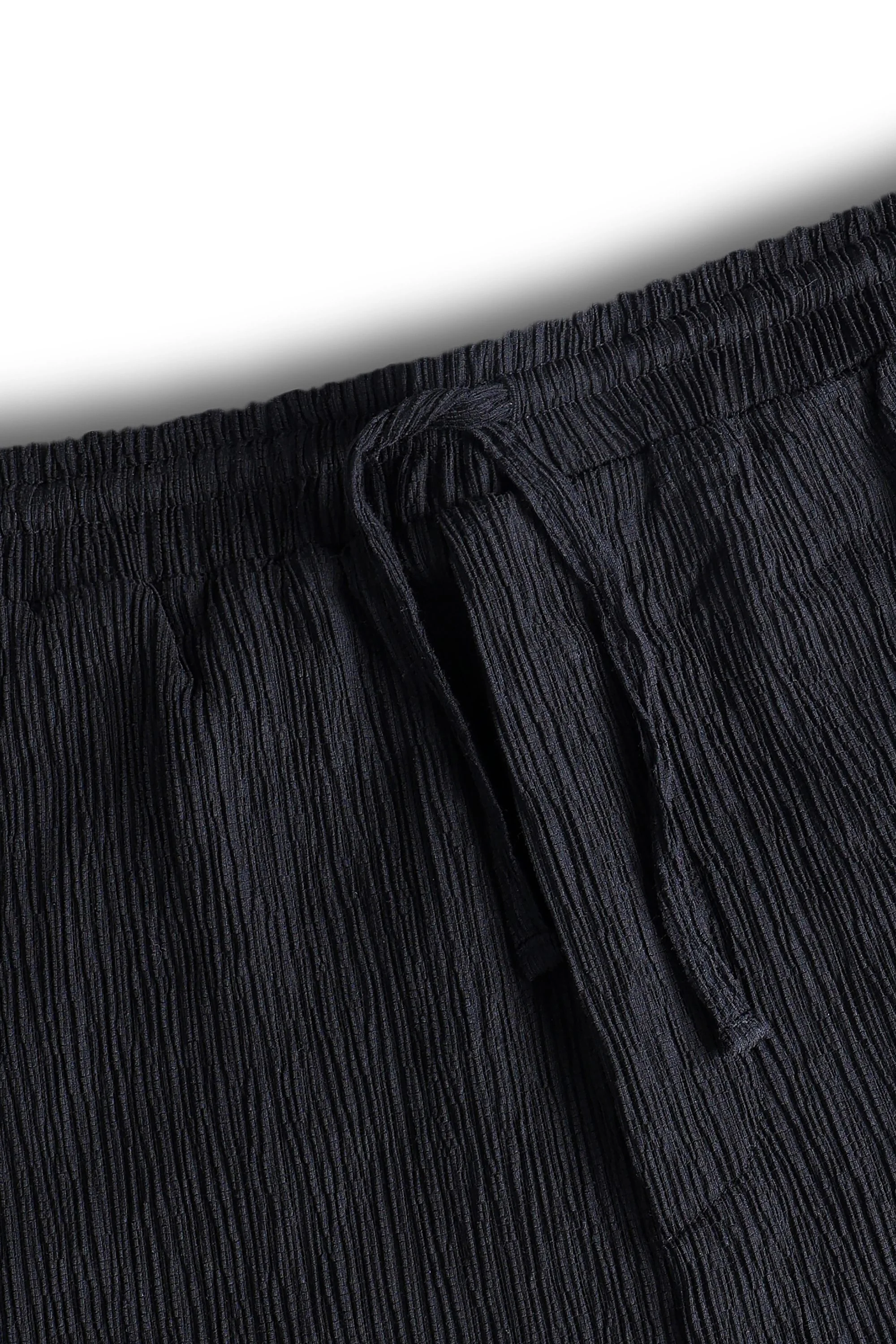 Silvano Crinkled Short - Black - Image 8