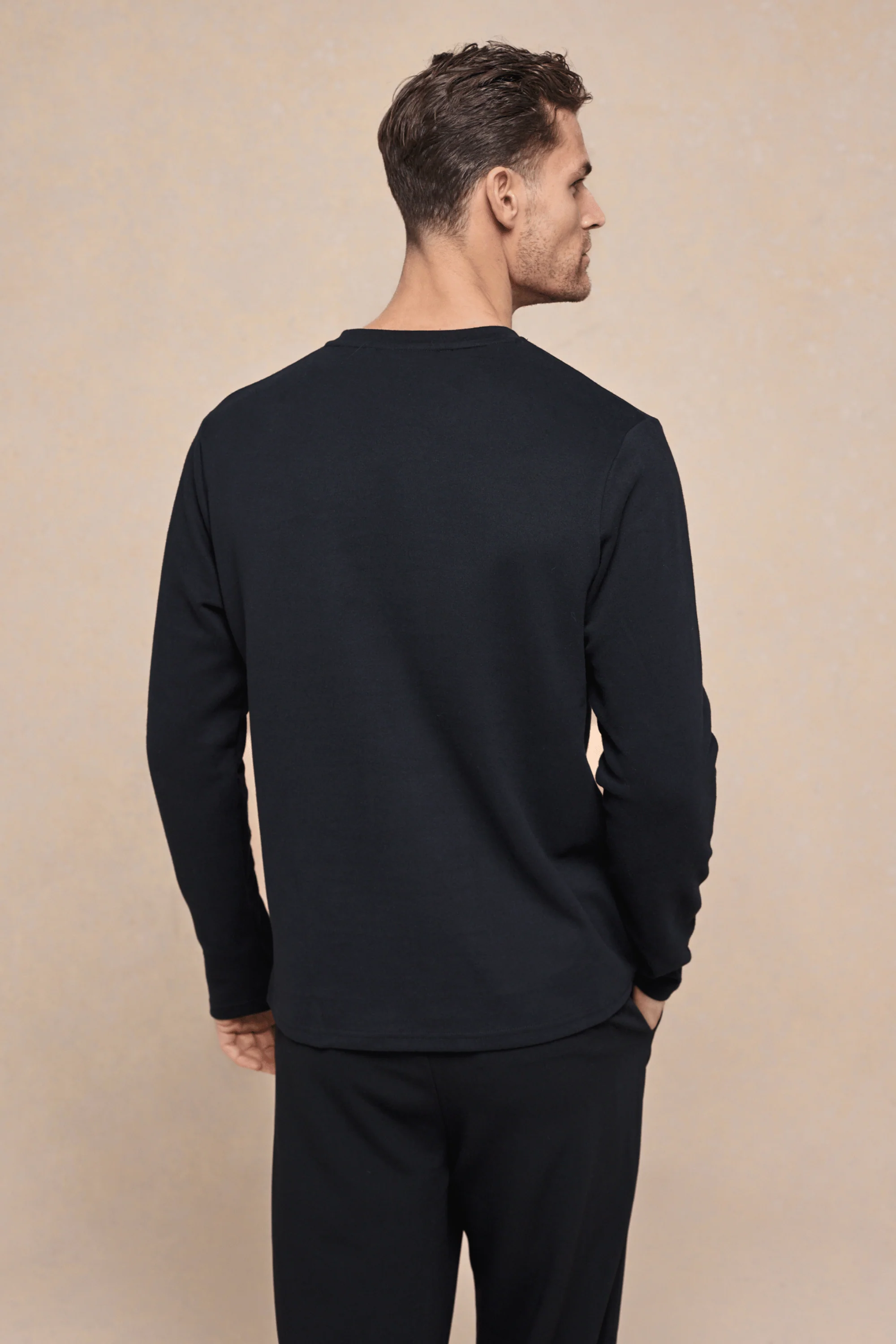 Tyler Long Sleeve Pocket T-Shirt - Black - Image 4
